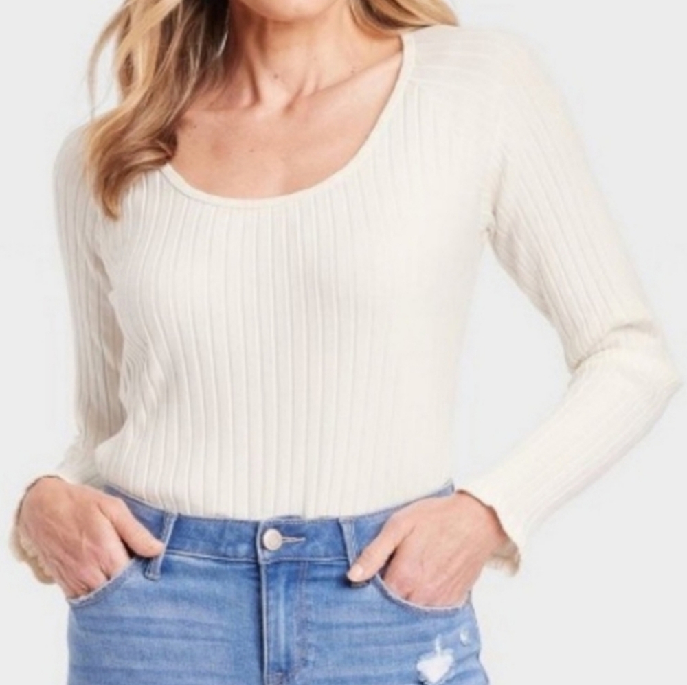 🎯nwt knox rose cream ribbed longsleeve tee
